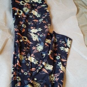**final price** Tc lularoe leggings floral